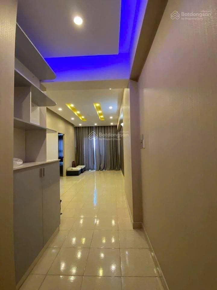 Bán căn góc mặt tiền nguyễn văn linh hqc plaza giá 1,370tr 69m2  2pn  2wc, sẵn nhà dọn vào ở ngay