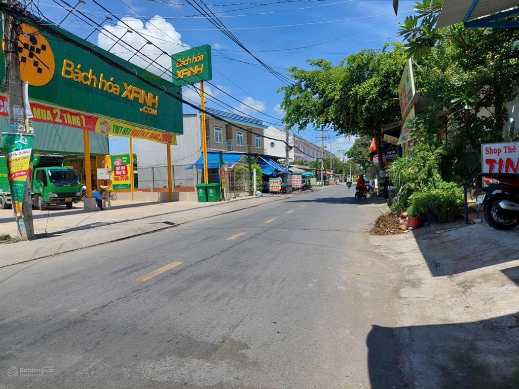 Bán nhanh lô đất ở đô thị xã bình chánh h. bình chánh, dt 90m2 giá 2tỷ450.  0937 379 ***