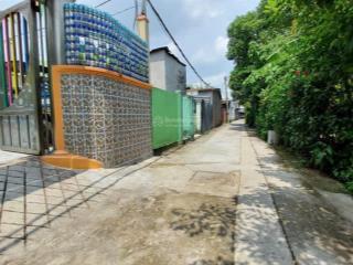 Bán nhanh lô đất ở đô thị xã bình chánh h. bình chánh, dt 90m2 giá 2tỷ450.  0937 379 ***