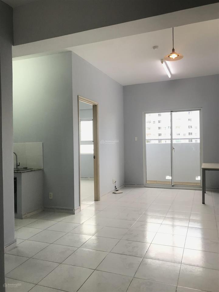 Bán căn 55m2 hqc plaza giá 1,47 tỷ, tầng trung sổ hồng sang tên ngay.  0937 379 ***