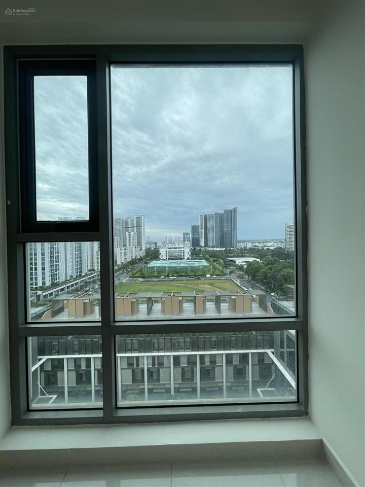 Cho thuê văn phòng phú mỹ hưng 73m2, giá 26 triệu căn góc 2 view nhận vp ngay.  0937 379 ***