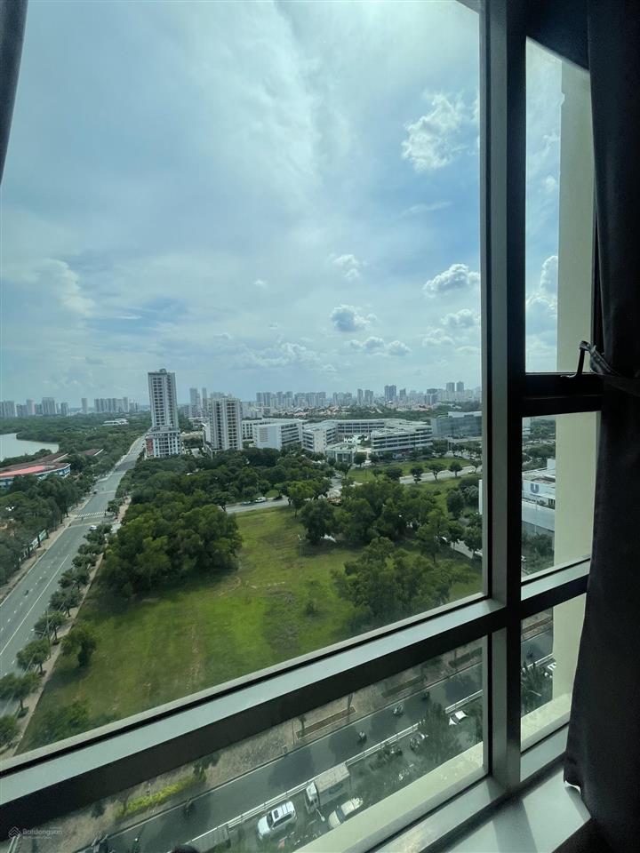 Cho thuê officetel phú mỹ hưng  q7, giá 10 triệu, có thể ở và làm văn phòng.  0937 379 ***