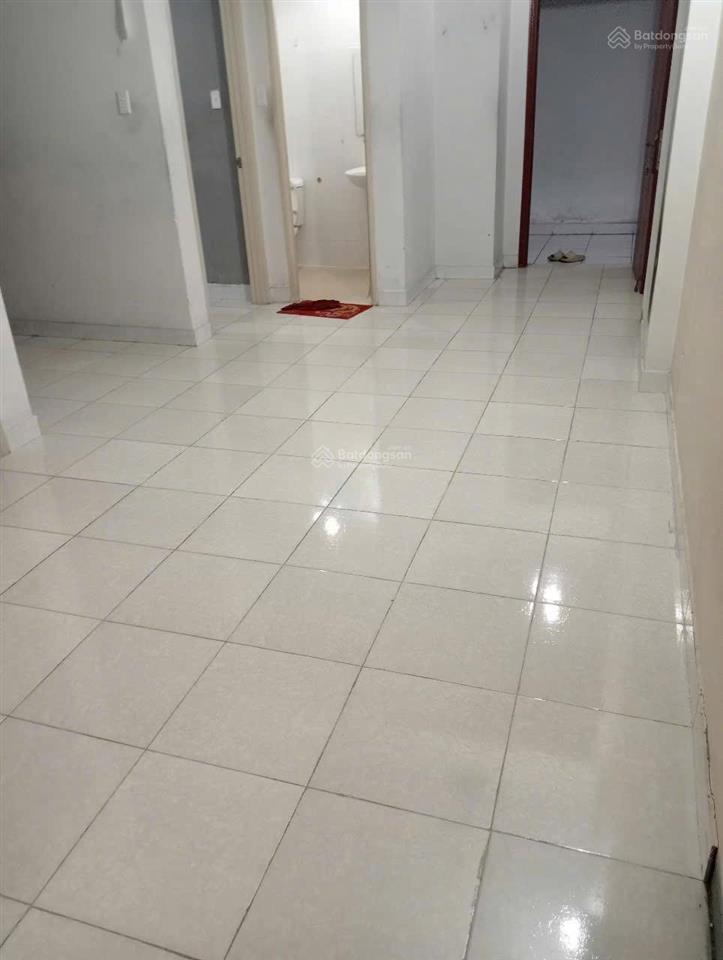 Bán căn 55m2 hqc plaza giá 1,47 tỷ, vay nh 70%, tầng cao sổ hồng sang tên ngay.  0937 379 ***