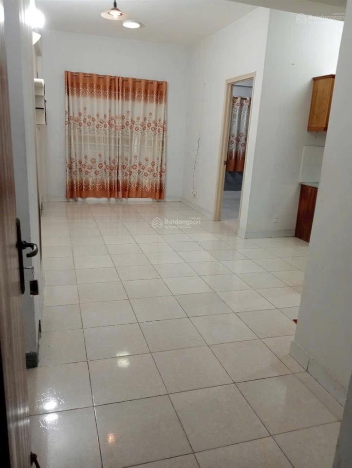 Bán căn 55m2 hqc plaza giá 1,47 tỷ, vay nh 70%, tầng cao sổ hồng sang tên ngay.  0937 379 ***