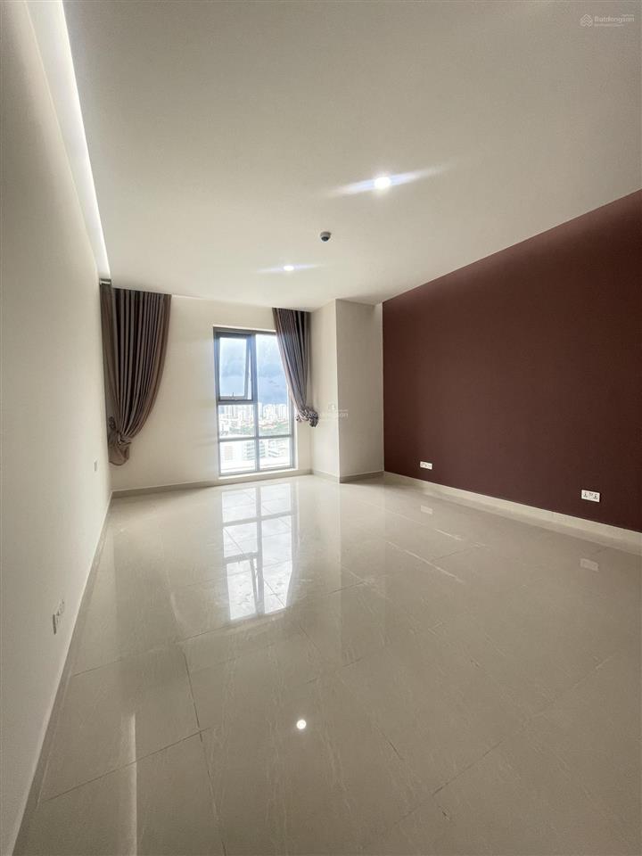 Bán căn officetel golden king  q7, giá 2 tỷ diện tích 37m2, chiết khấu 10%.  0937 379 ***