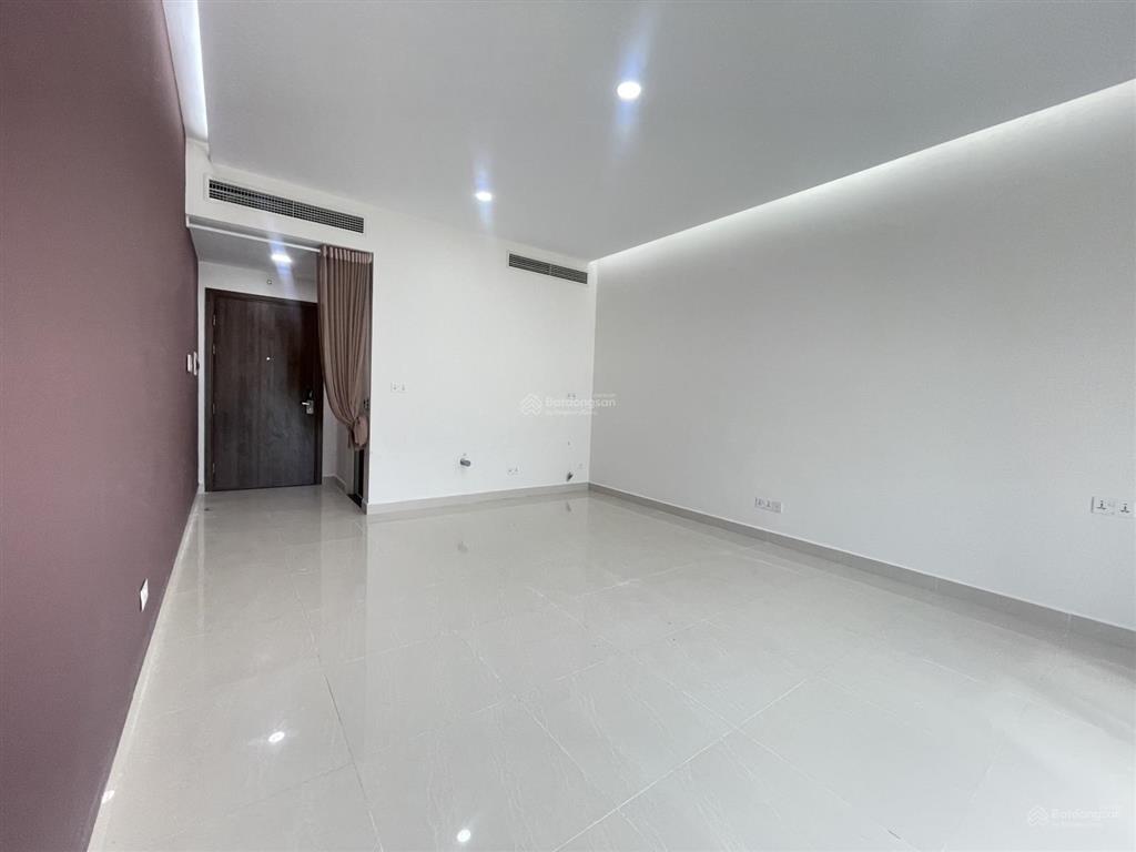 Bán căn officetel golden king  q7, giá 2 tỷ diện tích 37m2, chiết khấu 10%.  0937 379 ***