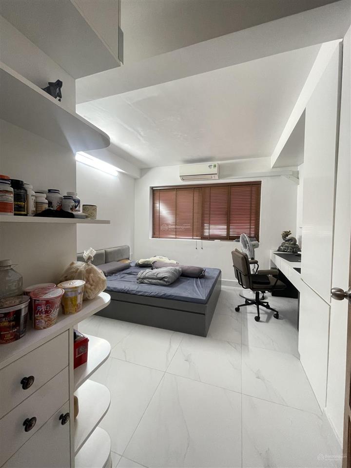 Bán nhà hẻm nguyễn công hoan  phú nhuận, giá 6.1 tỷ thương lượng, nhà đẹp tặng nội thất