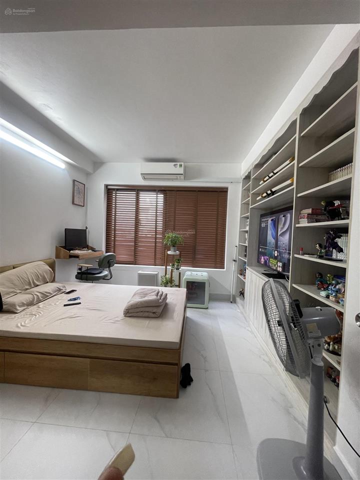 Bán nhà hẻm nguyễn công hoan  phú nhuận, giá 6.1 tỷ thương lượng, nhà đẹp tặng nội thất