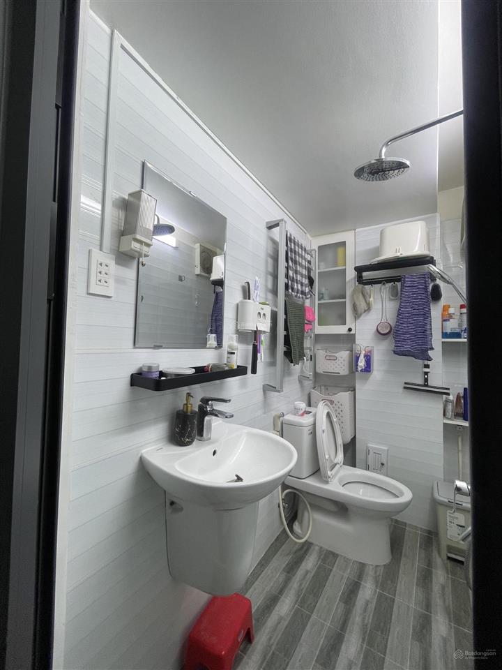 Bán nhà hẻm nguyễn công hoan  phú nhuận, giá 6.1 tỷ thương lượng, nhà đẹp tặng nội thất