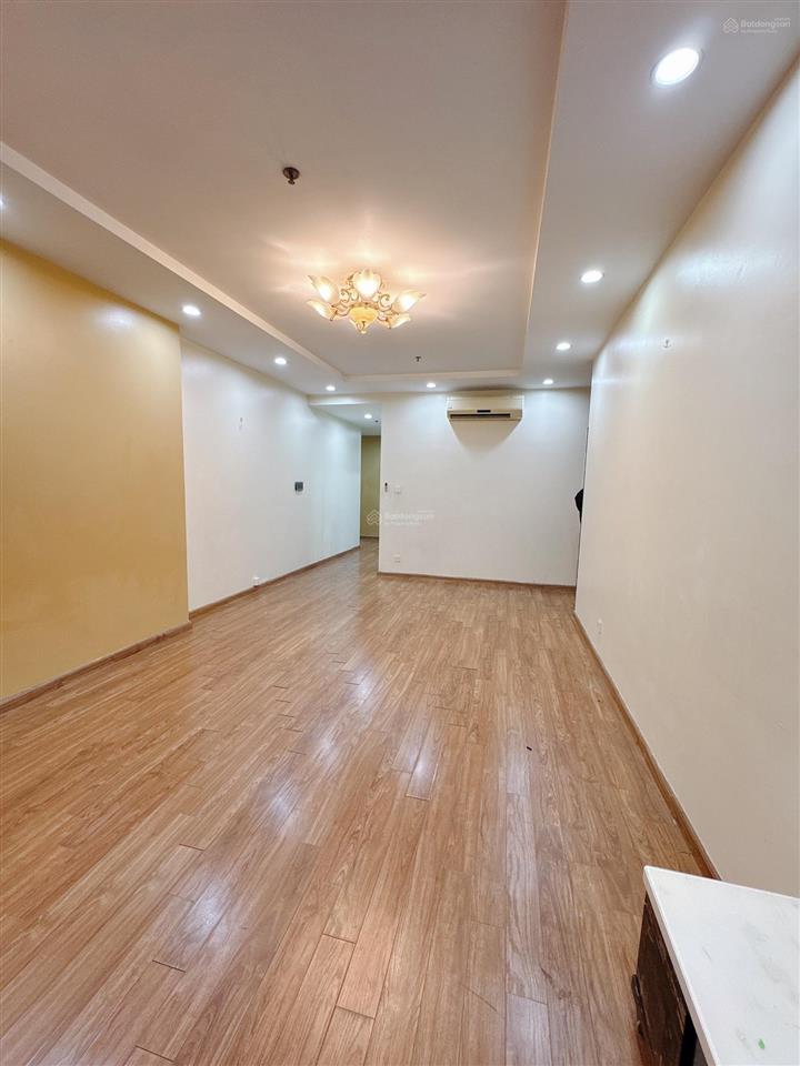 Bán căn góc 2 ngủ sáng times city 98m2 có slot ô tô dễ sửa 3 phòng ngủ