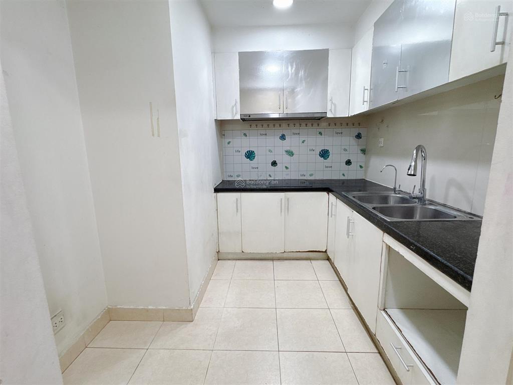 Bán căn góc 2 ngủ sáng times city 98m2 có slot ô tô dễ sửa 3 phòng ngủ