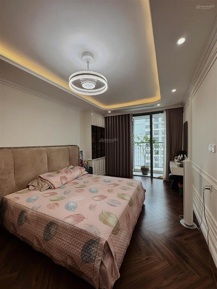 Bán căn hộ đập thông 4 ngủ rộng 207m2 park hill 2 đầy đủ đồ cao cấp mới tinh