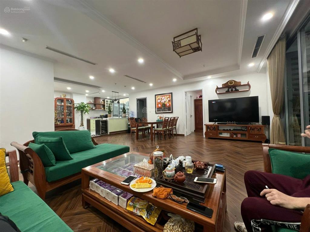 Bán căn hộ to nhất times city tổng diện tích 270m2 đập thông 3 căn tại phân khu park hill