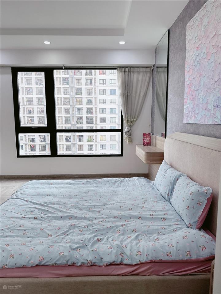 Bán nhanh 2 ngủ times city tòa t4 có slot đỗ ô tô và sửa toàn bộ nhà đủ đồ hơn 600 triệu
