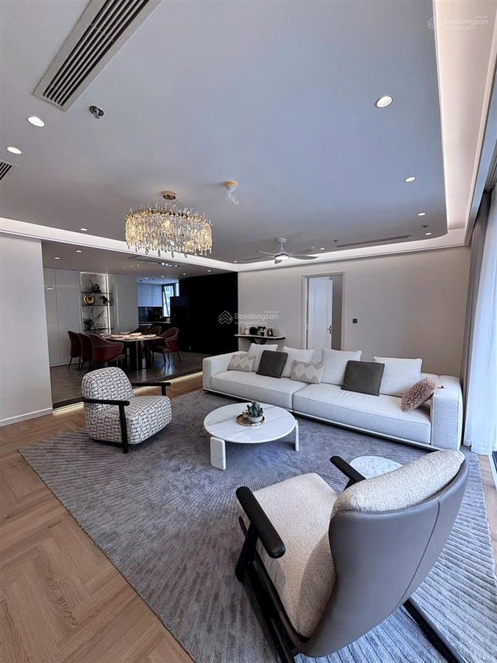 Bán căn hộ góc đập thông rộng 200m2 tòa park hill times city