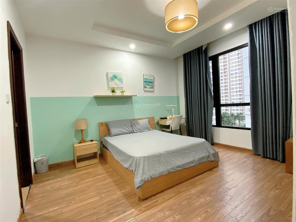Cho thuê 2pn tòa vip t10 times city đủ đồ hướng nam nhìn hồ và sân tennis