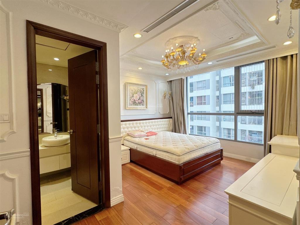 Cho thuê căn góc 4 phòng ngủ sáng park hill times city đầy đủ đồ xịn rộng tới 143m²