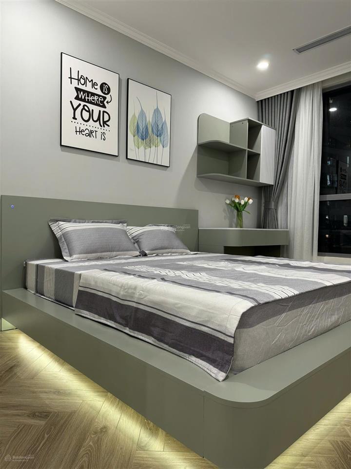 Cho thuê căn góc 4 phòng ngủ sáng đủ đồ park hill kđt times city chỉ với 27 triệu 1 tháng