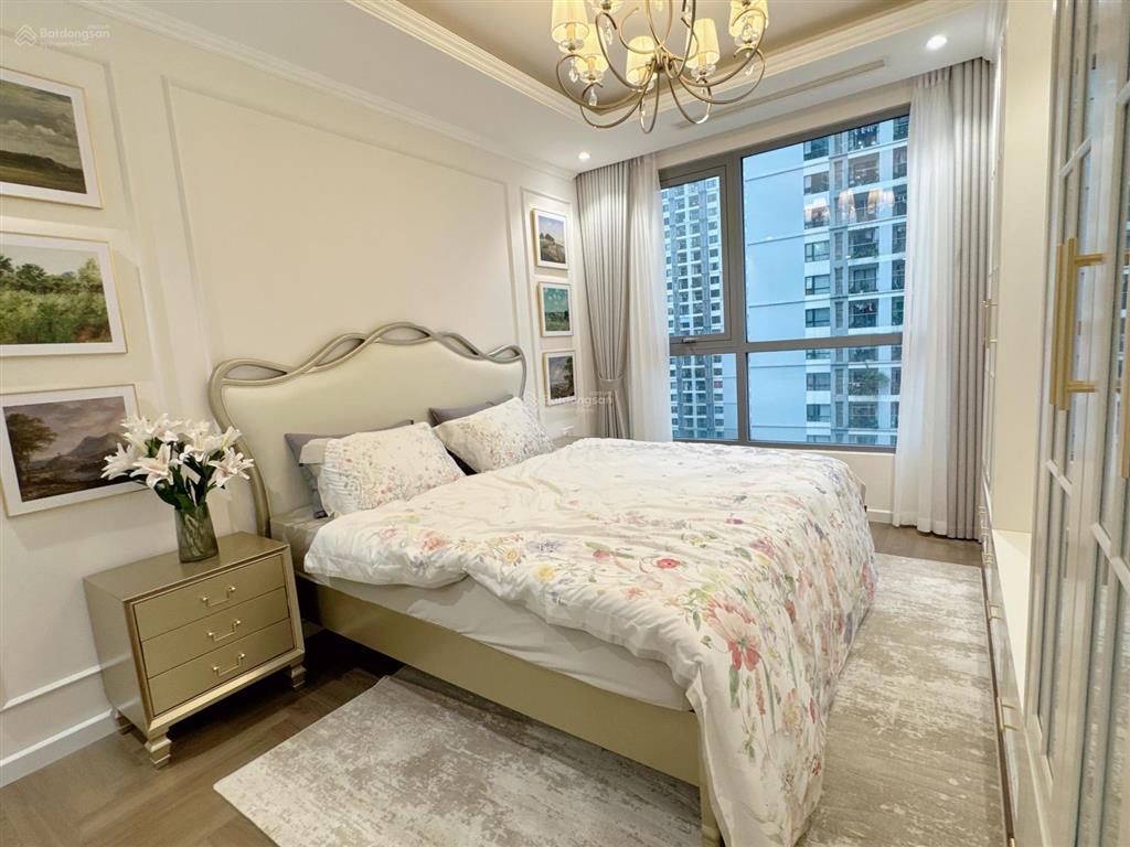 Cho thuê 3 ngủ vip đồ cực đẹp xịn park hill 116m2 khu đô thị times city
