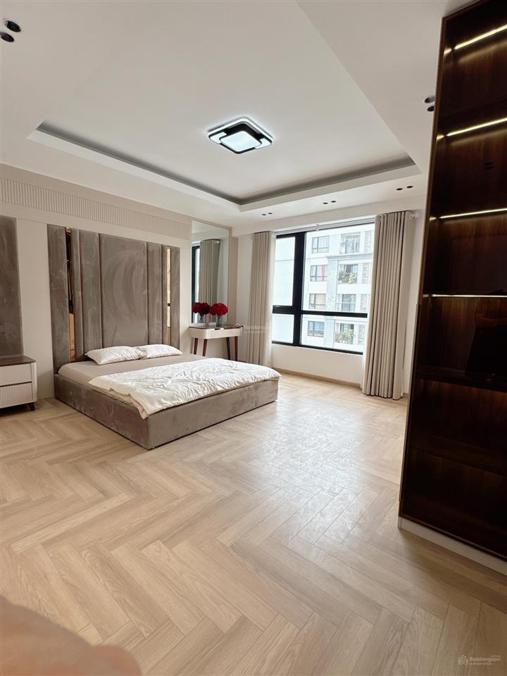 Cho thuê căn hoa hậu 2 phòng ngủ sáng times city đầy đủ đồ đẹp mới giá hạt dẻ