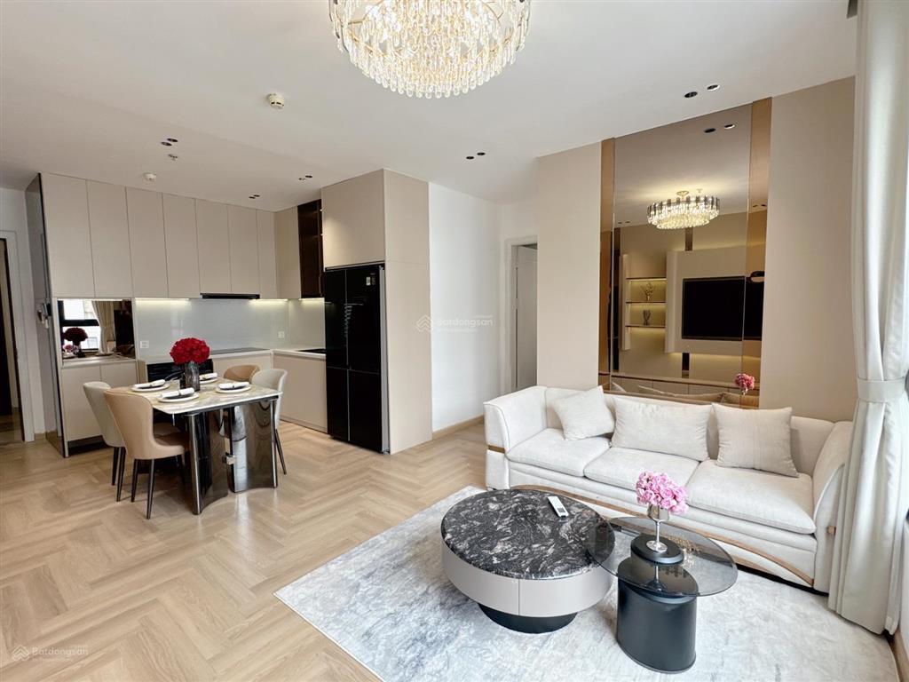 Cho thuê căn hoa hậu 2 phòng ngủ sáng times city đầy đủ đồ đẹp mới giá hạt dẻ