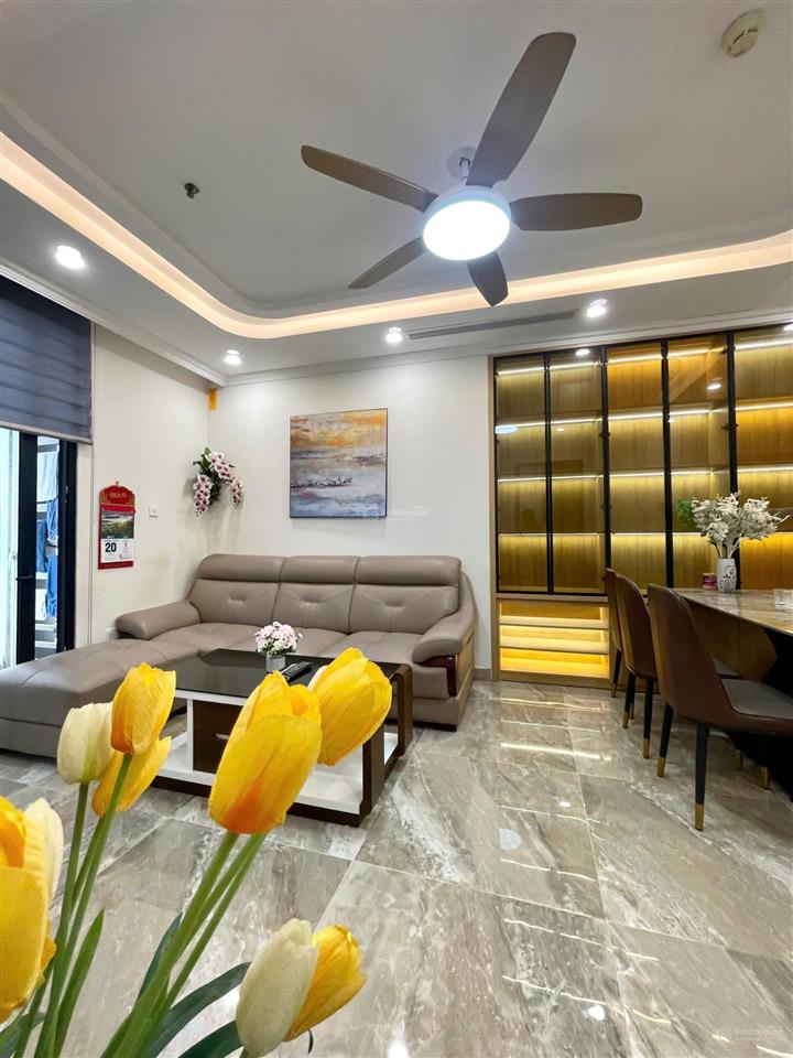 Cho thuê 3 phòng ngủ times city 120m2 có slot ô tô vào ở luôn