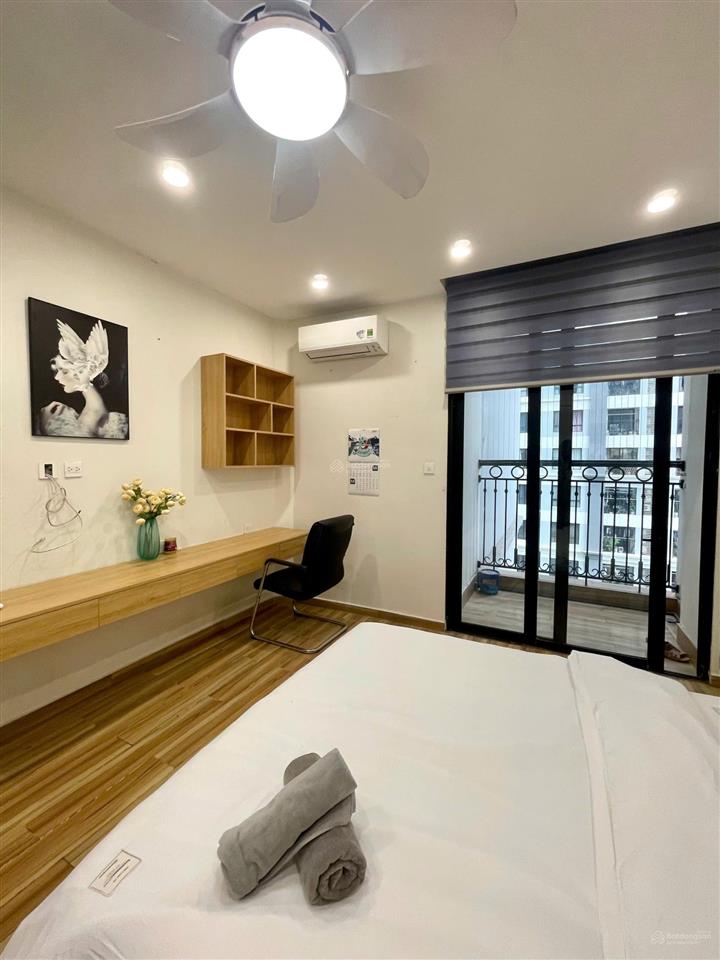 Cho thuê 3 phòng ngủ times city 120m2 có slot ô tô vào ở luôn