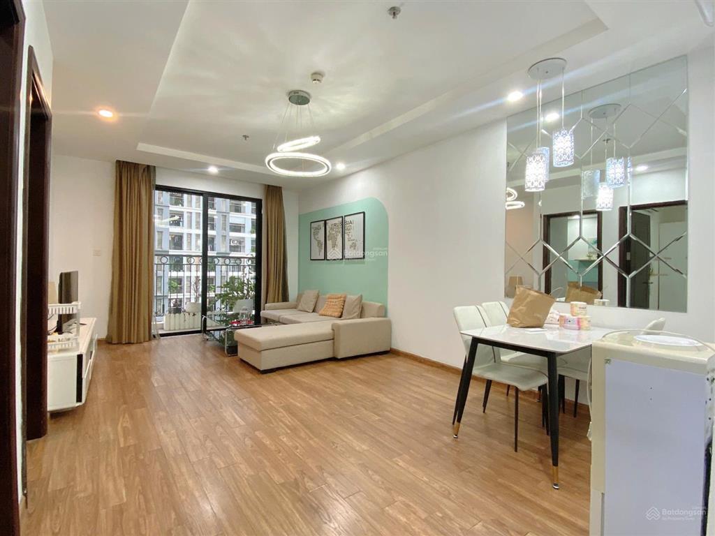 Cho thuê 2pn tòa vip t10 times city đủ đồ hướng nam nhìn hồ và sân tennis