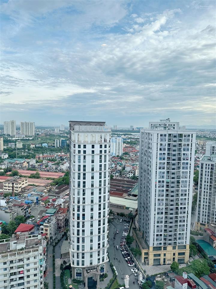 Cho thuê căn góc 4 phòng ngủ sáng park hill times city đầy đủ đồ xịn rộng tới 143m²
