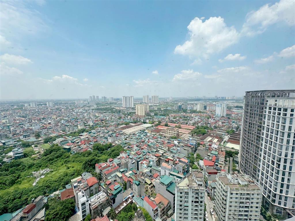 Bán căn hộ 2 phòng ngủ park hill ban công đông nam đầy đủ đồ xịn gỗ an cường 800tr