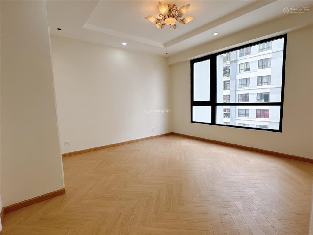 Bán nhanh giá rẻ 3 phòng ngủ times city căn 95m2 chỉ với 8,35 tỷ