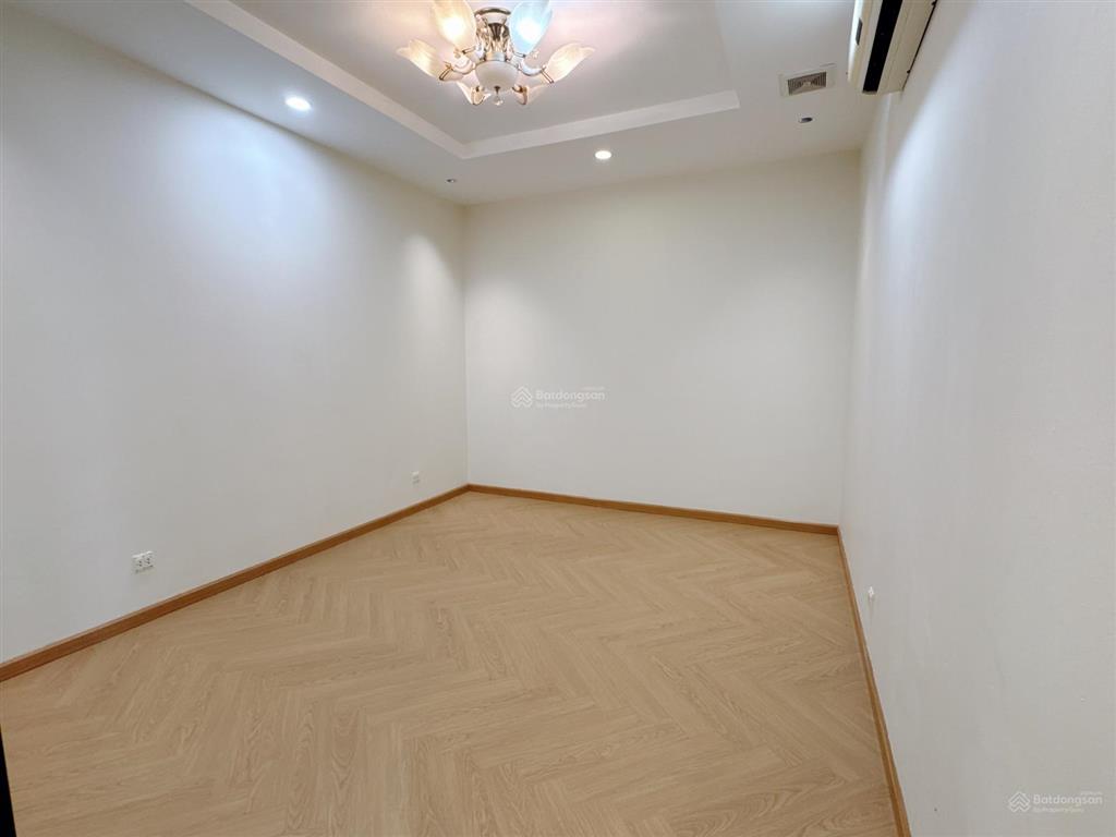 Bán nhanh giá rẻ 3 phòng ngủ times city căn 95m2 chỉ với 8,35 tỷ