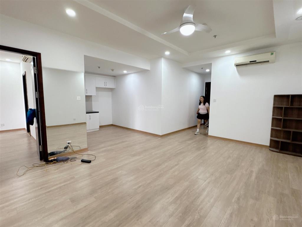 Bán căn hộ 2 ngủ sáng giá hời times city hiện tại đơn giá 84tr/m