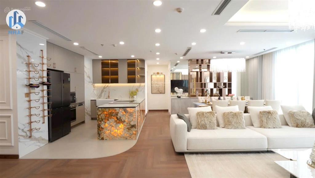 Nội thất 5 tỷ căn đập thông 196m2 park hill kđt times city rộng 5 phòng ngủ full đồ luxury