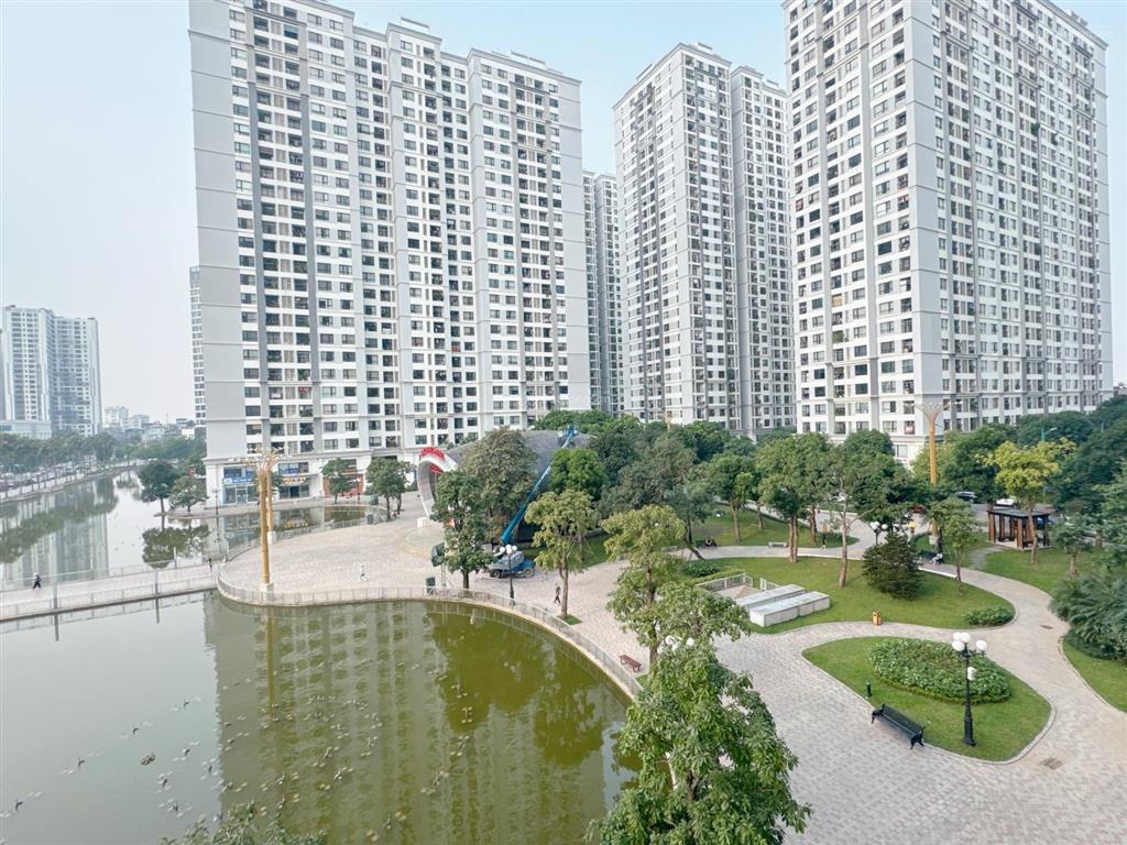 Bán căn góc 3 phòng ngủ sáng times city 110m2 view hồ quảng trường có slot ô tô chỉ 11 tỷ