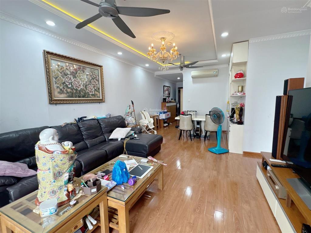 Bán căn góc 3 phòng ngủ sáng times city 110m2 view hồ quảng trường có slot ô tô chỉ 11 tỷ