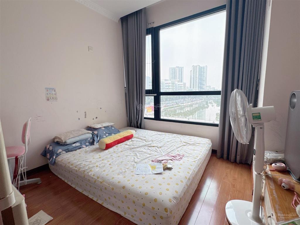 Bán căn góc 3 phòng ngủ sáng times city 110m2 view hồ quảng trường có slot ô tô chỉ 11 tỷ