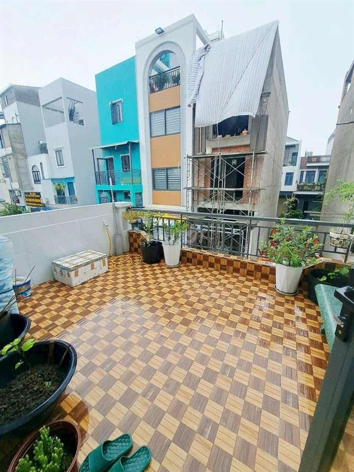 Bán nhà hẻm xe tải 