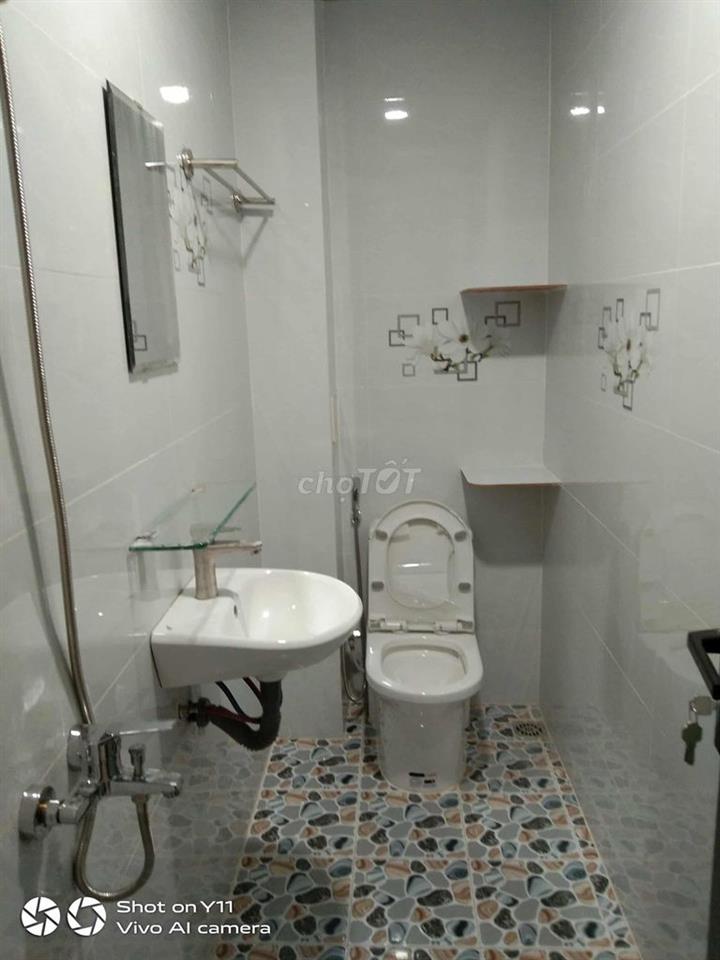 Bán nhà hẻm xe tải 