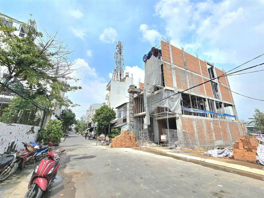 Hiếm  1032m² đất mặt tiền đường số 37 view sông q7 thích hợp xd chdv