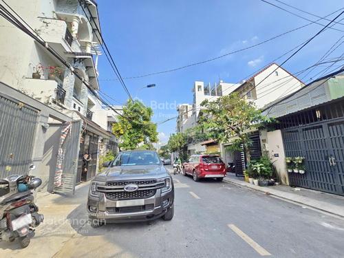 Nhà cấp 4 đường số tân thuận quận 7, 3,5x19m giá chỉ 10,7 tỷ