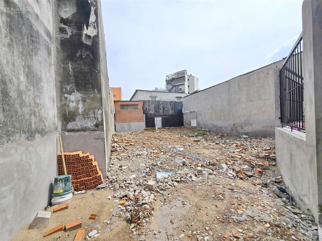 Đất 9x14m xe hơi đường số 49 lâm văn bền quận 7 giá mềm thị trường