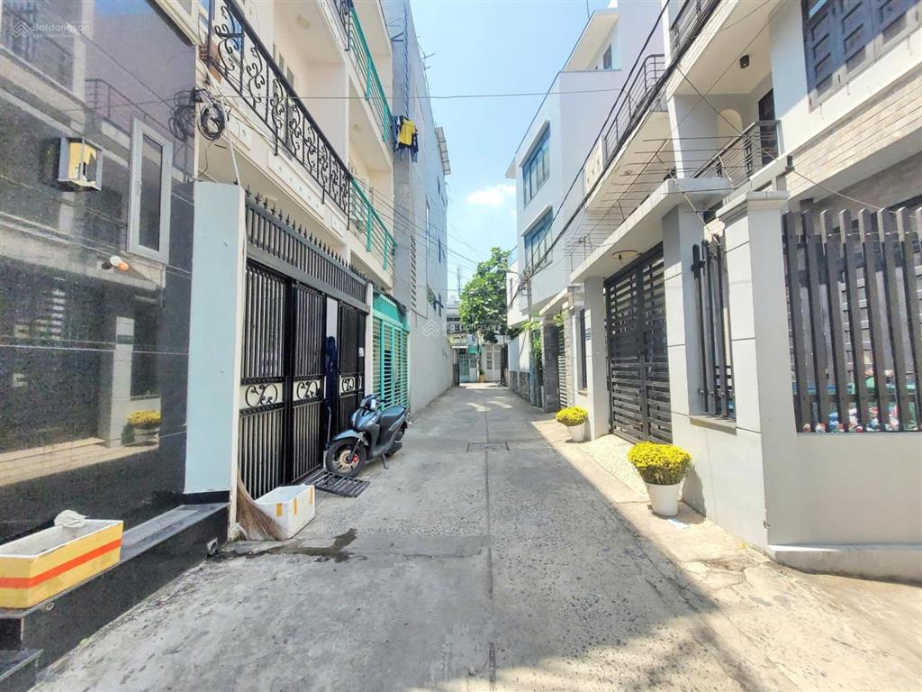 Nổi bật  nhà đẹp 8x8m, 3 tầng hxh kiều đàm  him lam q7 giá 10.8 tỷ