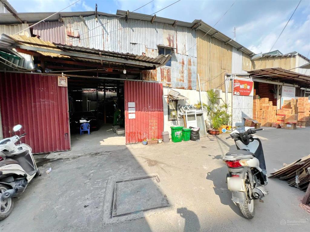 Hiếm kho 300m² tiện chứa đồ, hàng hóa đường số tân quy q7 giá 30tr/th