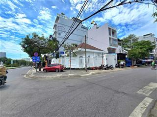 Cho thuê biệt thự góc 2 mặt tiền chợ tân mỹ quận 7