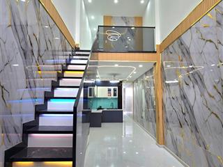 Nhà đẹp hẻm 803 huỳnh tấn phát 3pn 3wc xách valy vào ở ngay, vị trí trung tâm quận 7