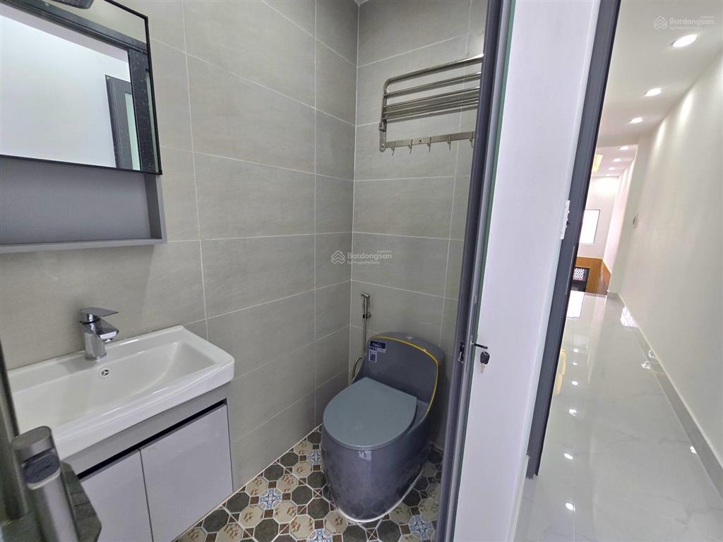 Nhà đẹp hẻm 803 huỳnh tấn phát 3pn 3wc xách valy vào ở ngay, vị trí trung tâm quận 7