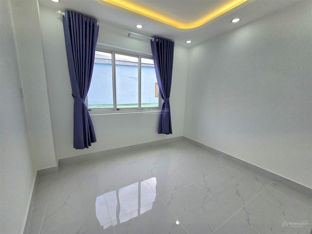Nhà đẹp hẻm 803 huỳnh tấn phát 3pn 3wc xách valy vào ở ngay, vị trí trung tâm quận 7