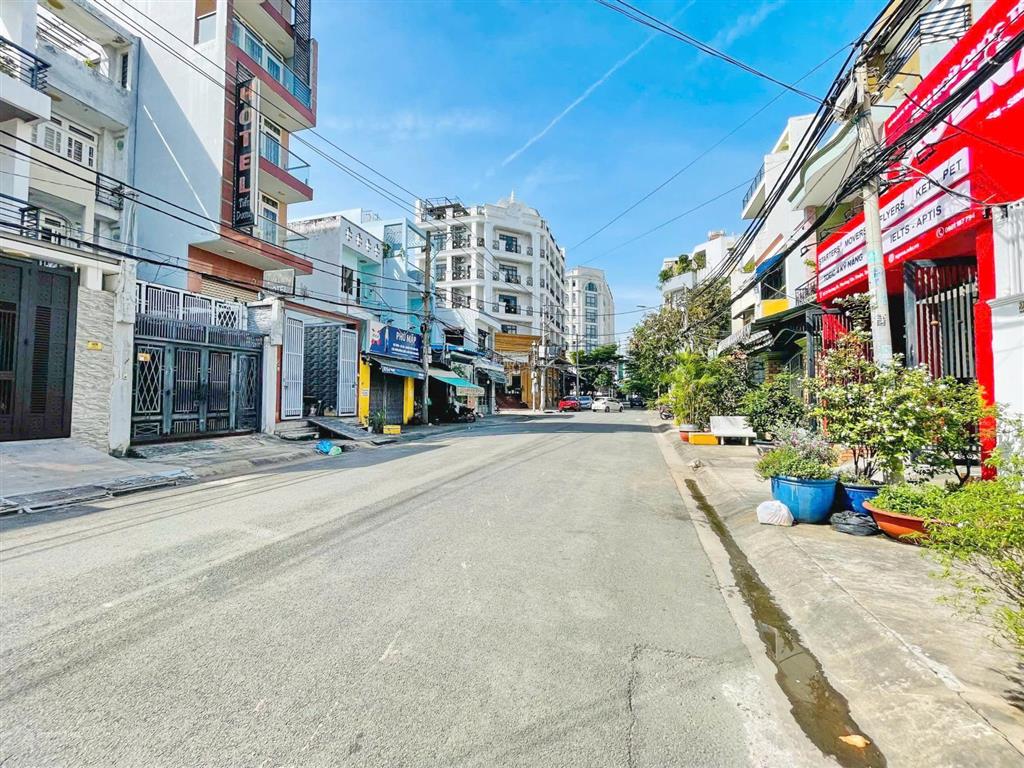 Hàng thơm  mặt tiền đường số 5k cư xá ngân hàng q7 giá tốt