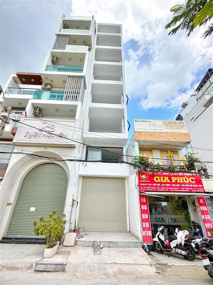 Hot  tòa vp vừa hoàn thiện view sông trần xuân soạn q7 giá 130 tr/th